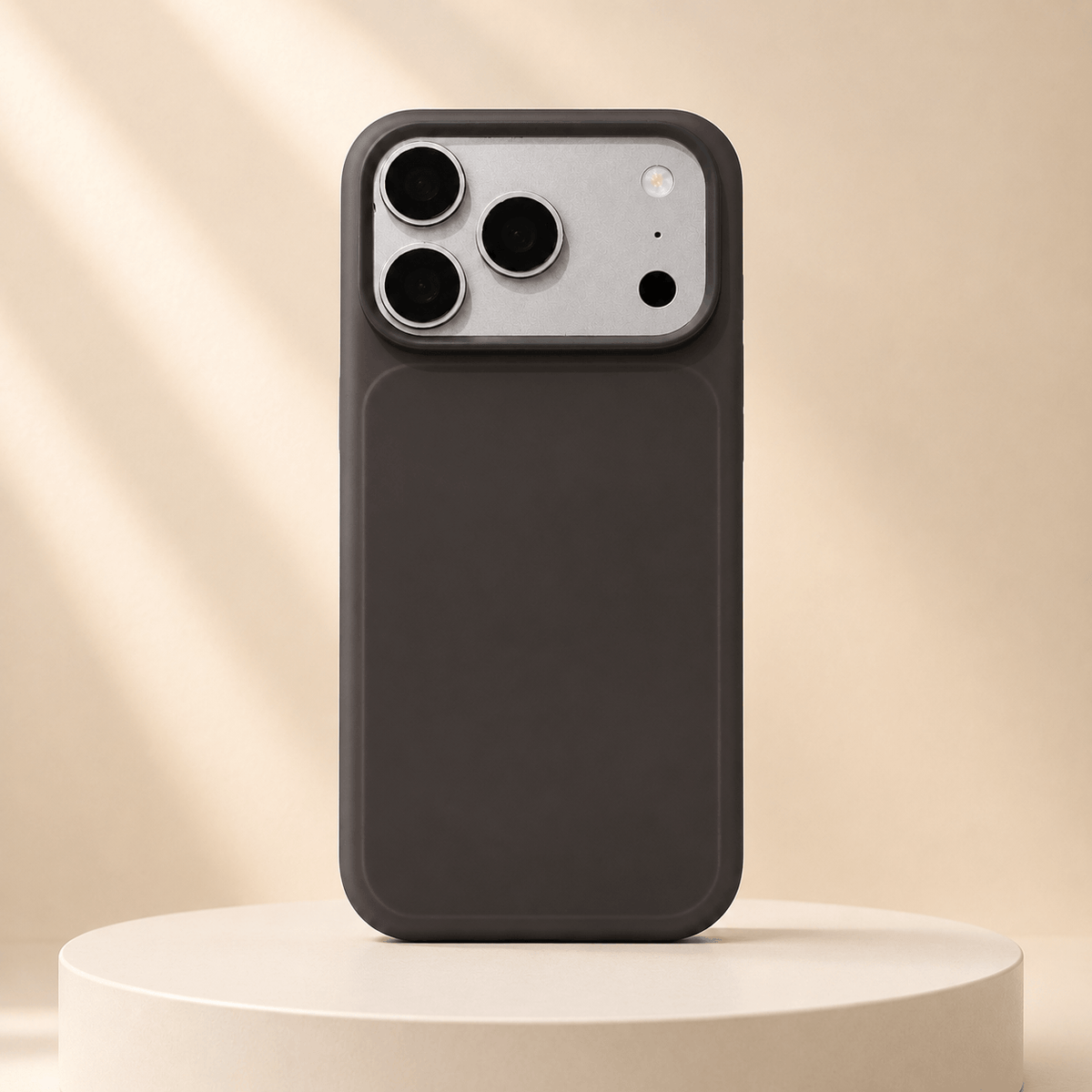 Black,iPhone 15